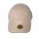 Gorra Louis Vuitton Color Crema