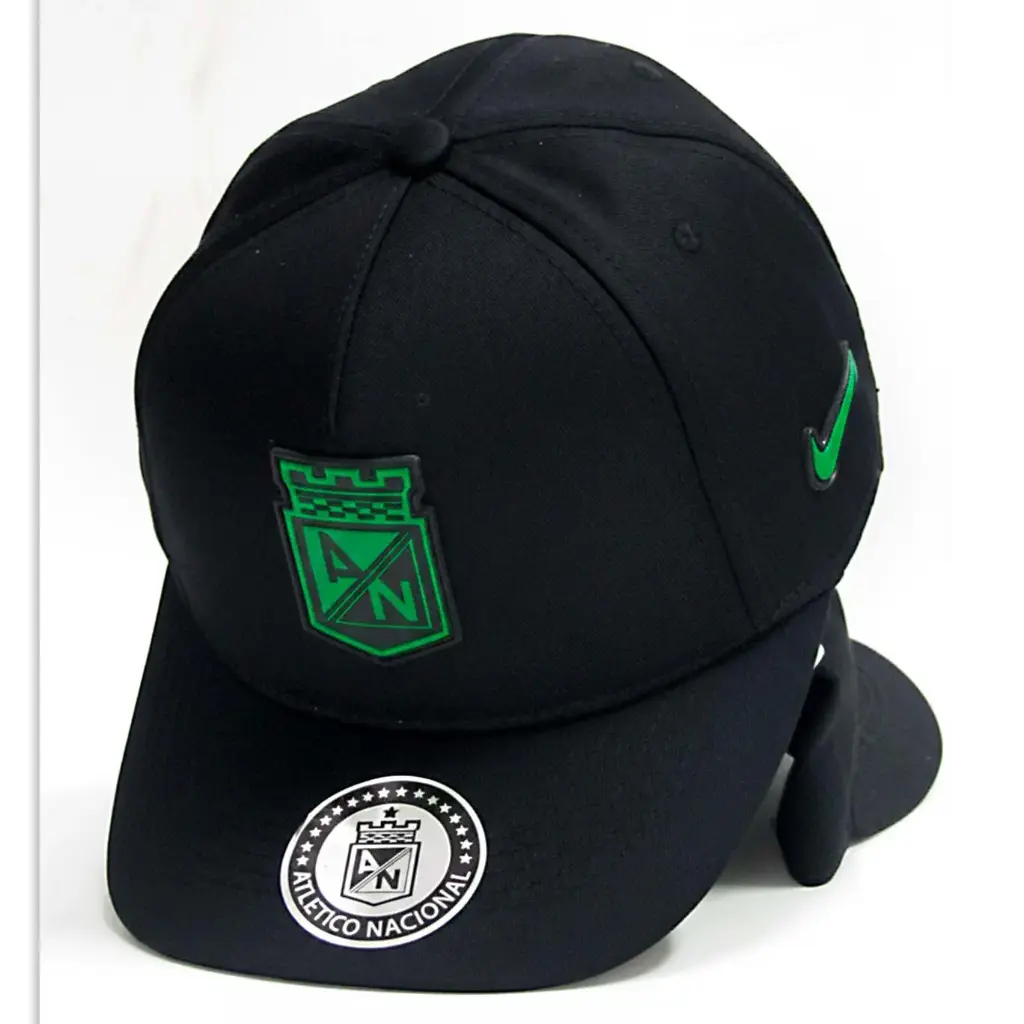 Gorra Atlético Nacional Antifluido negra