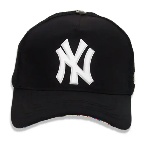 [G30] Gorra NY negra enmallada
