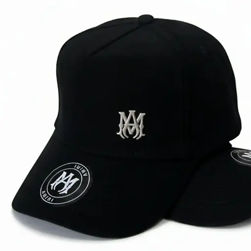 [G224] Gorra Amiri Clásica Logo Metálico negra